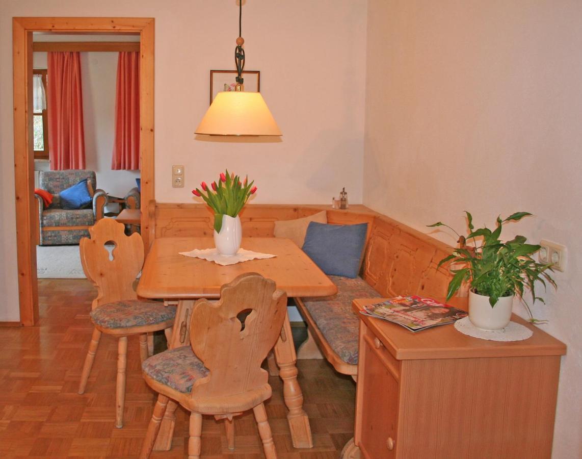 Ferienhaus Am Roemerweg Klais Oda fotoğraf