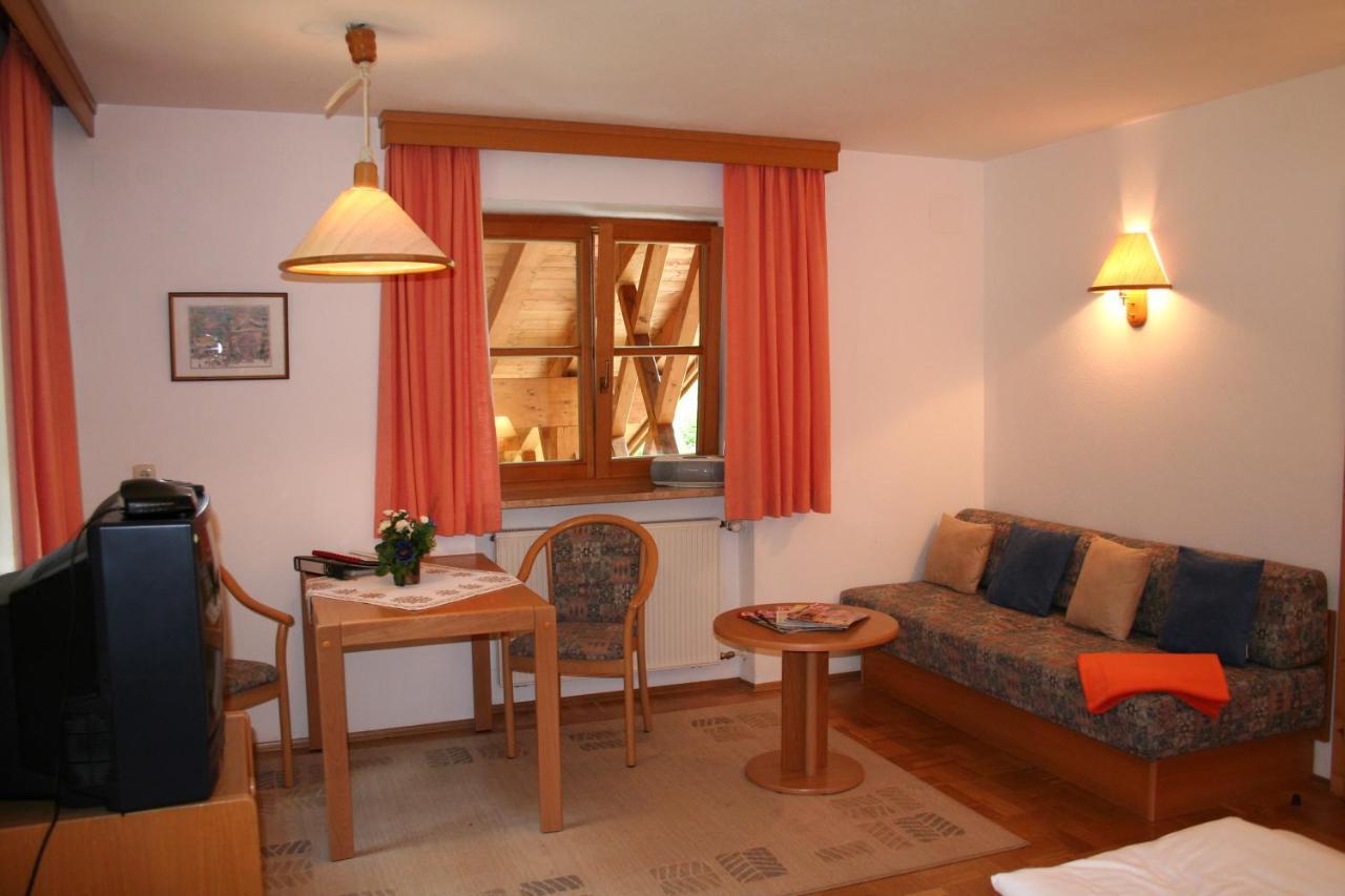 Ferienhaus Am Roemerweg Klais Dış mekan fotoğraf